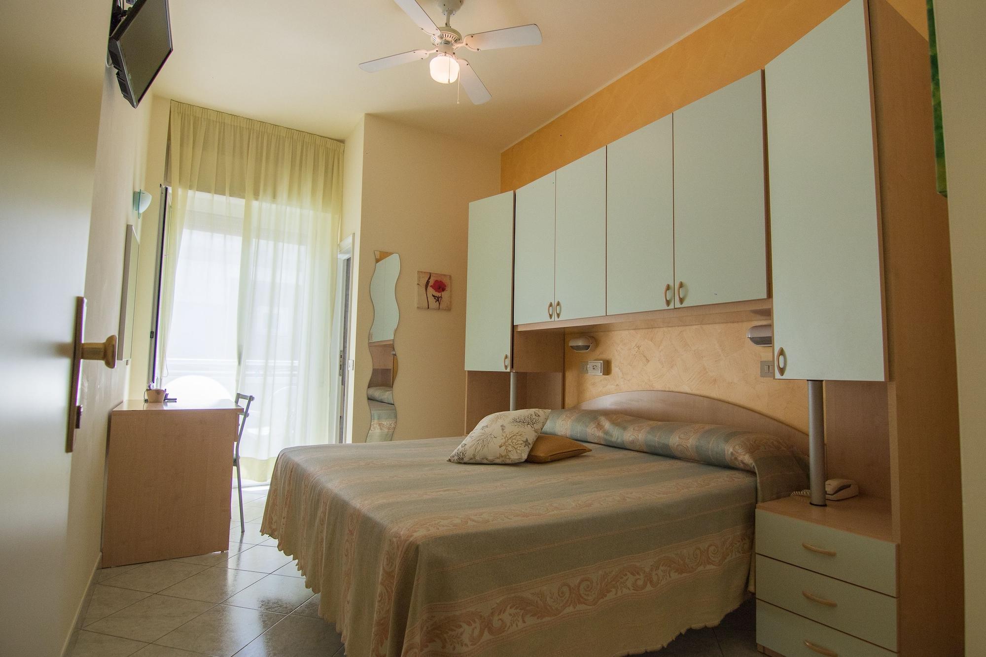 Hotel Solidea Rimini Exterior photo