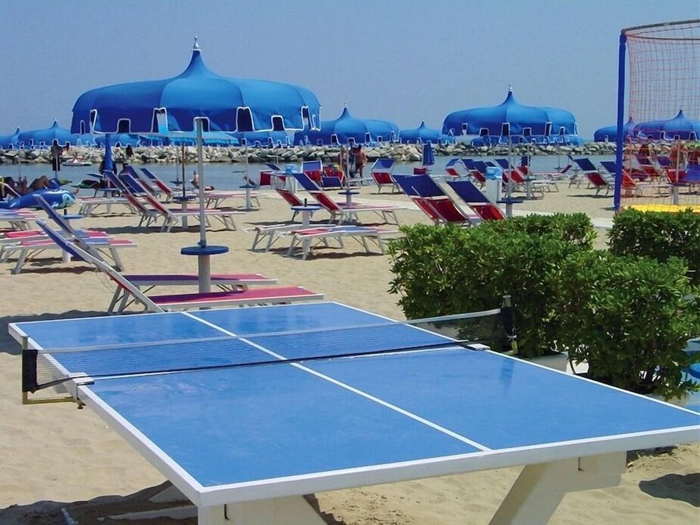 Hotel Solidea Rimini Exterior photo