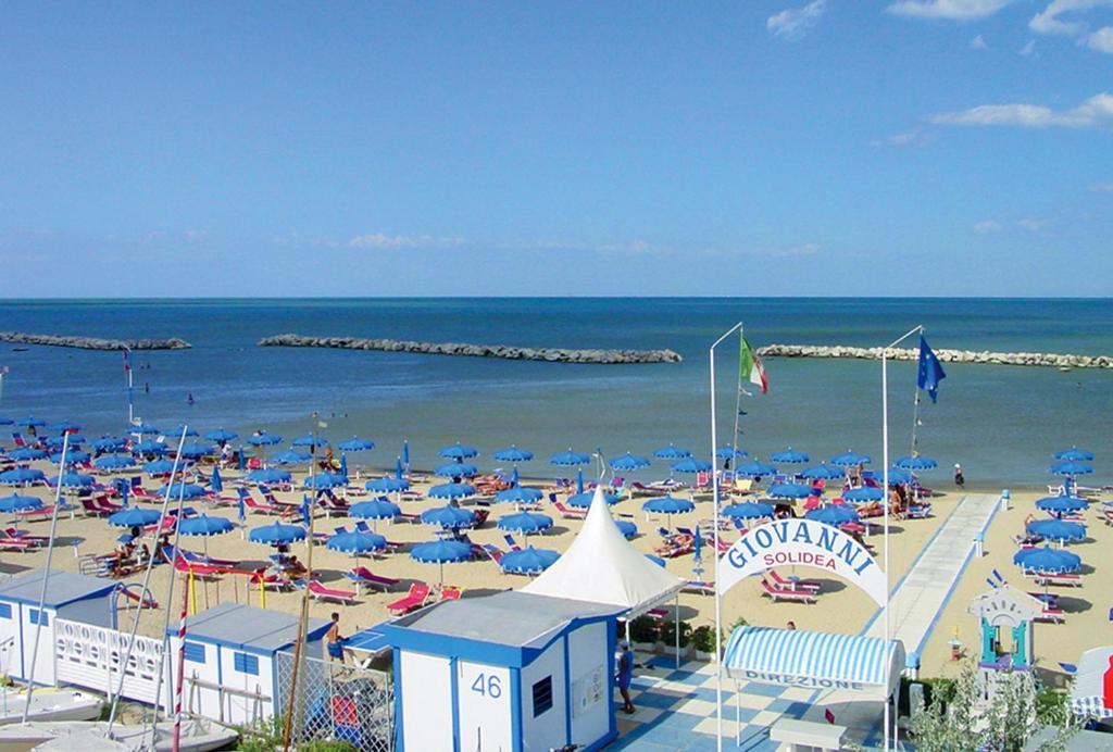 Hotel Solidea Rimini Exterior photo